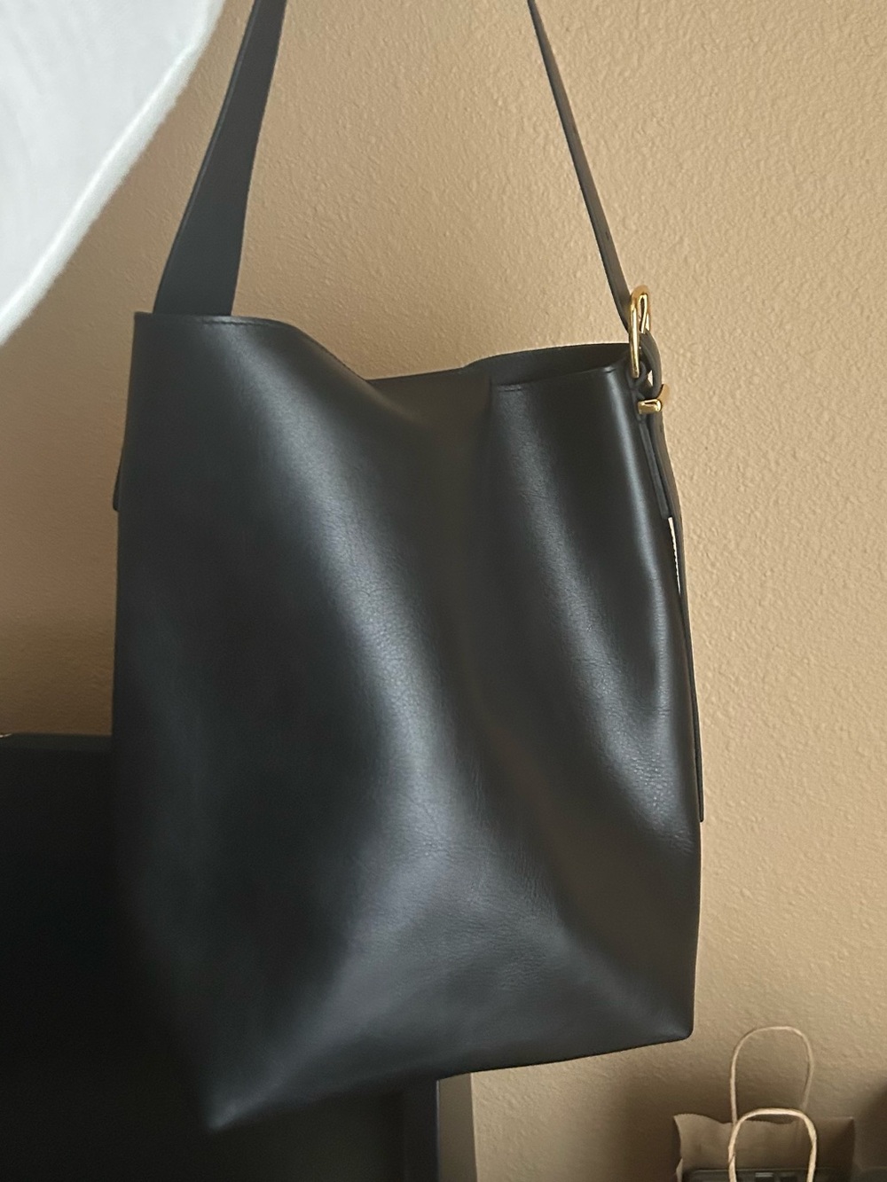Madewell “The Essential” Bucket Bag